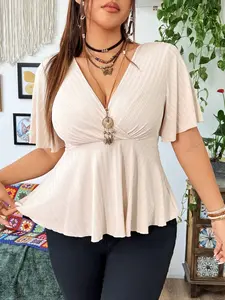 Fashion New Women's Plus Size Slim Fit Flared Sleeve T-Shirt, Trendy Casual Wear, Comfortable and Stylish, Perfect for All Seasons