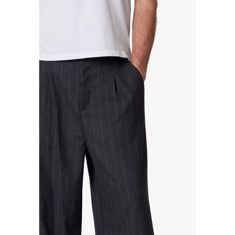 mnml Easy Pleated Stripe Trouser - Grey/White