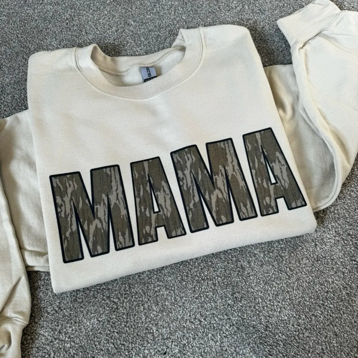 Vintage Bottomland or Old School Camo Crewnecks long sleeve pullover sweatshirt Cotton Womenswear Casual Mama Polyester