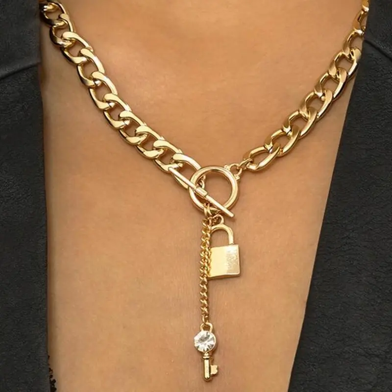 Rhinestone Key & Lock Design Chain Necklace for Women, Gift, Elegant Necklace, Charms Necklace, Clavicle Chain Necklace, Dainty Choker Necklace, OT Buckle Chunky Cuban Link Chain Necklace, Mexican Necklaces, Chain Jewelry, Rhinestone Decorated Necklace