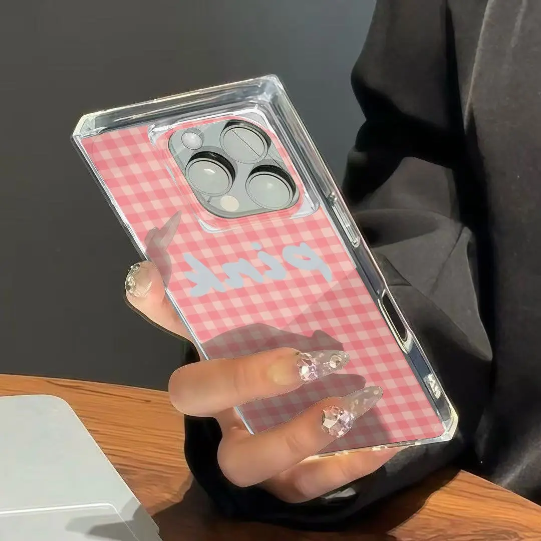 1 piece Fashion square design cute color ins style pink plaid print anti-drop shockproof full cover mobile phone case for girls suitable for iPhone 16pro Max/16pro/16plus/16/15/14/13/12 cute fashion Halloween Valentine's Day Christmas gift