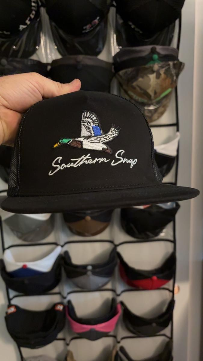 Item: 1 Mystery Box (5 Hats)