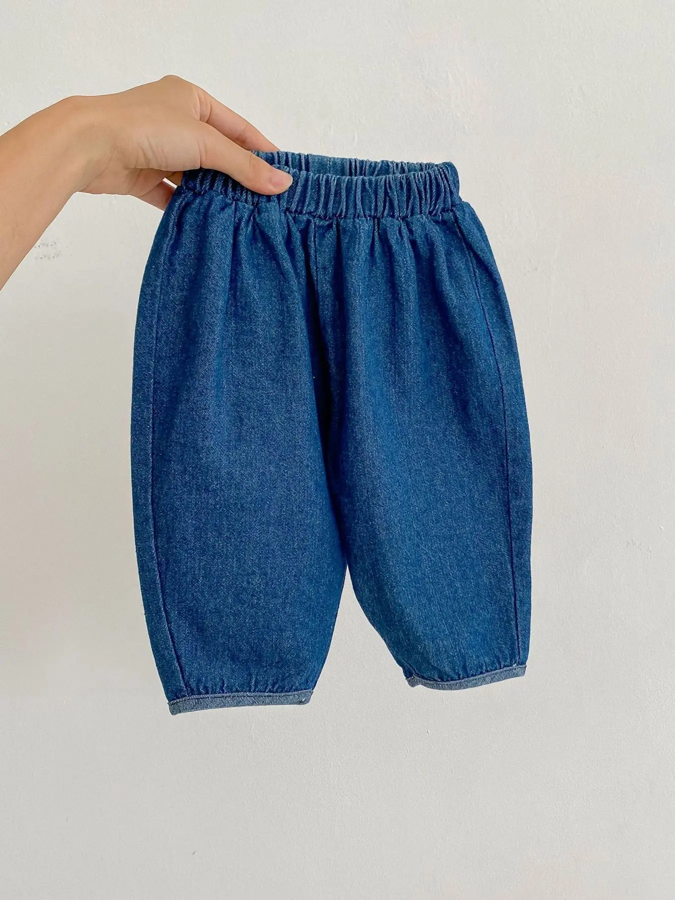 Unisex Baby Denim Jeans New Arrival, Fashionable Trendy Casual Carrot Style Jeans, All-Season Comfortable Wear, Stylish Infant Clothing