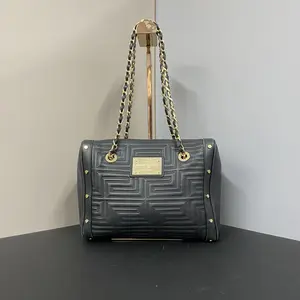 Pre-owned VERSACE Leather Shoulder Bags 7.8'' R2209 Shoulder Bag C18379685550 0117 T2 Betsy