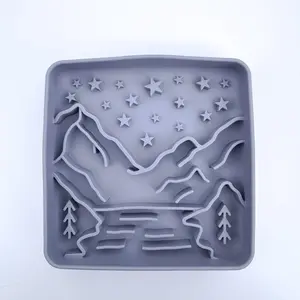 Wanderlust Slow Feeder