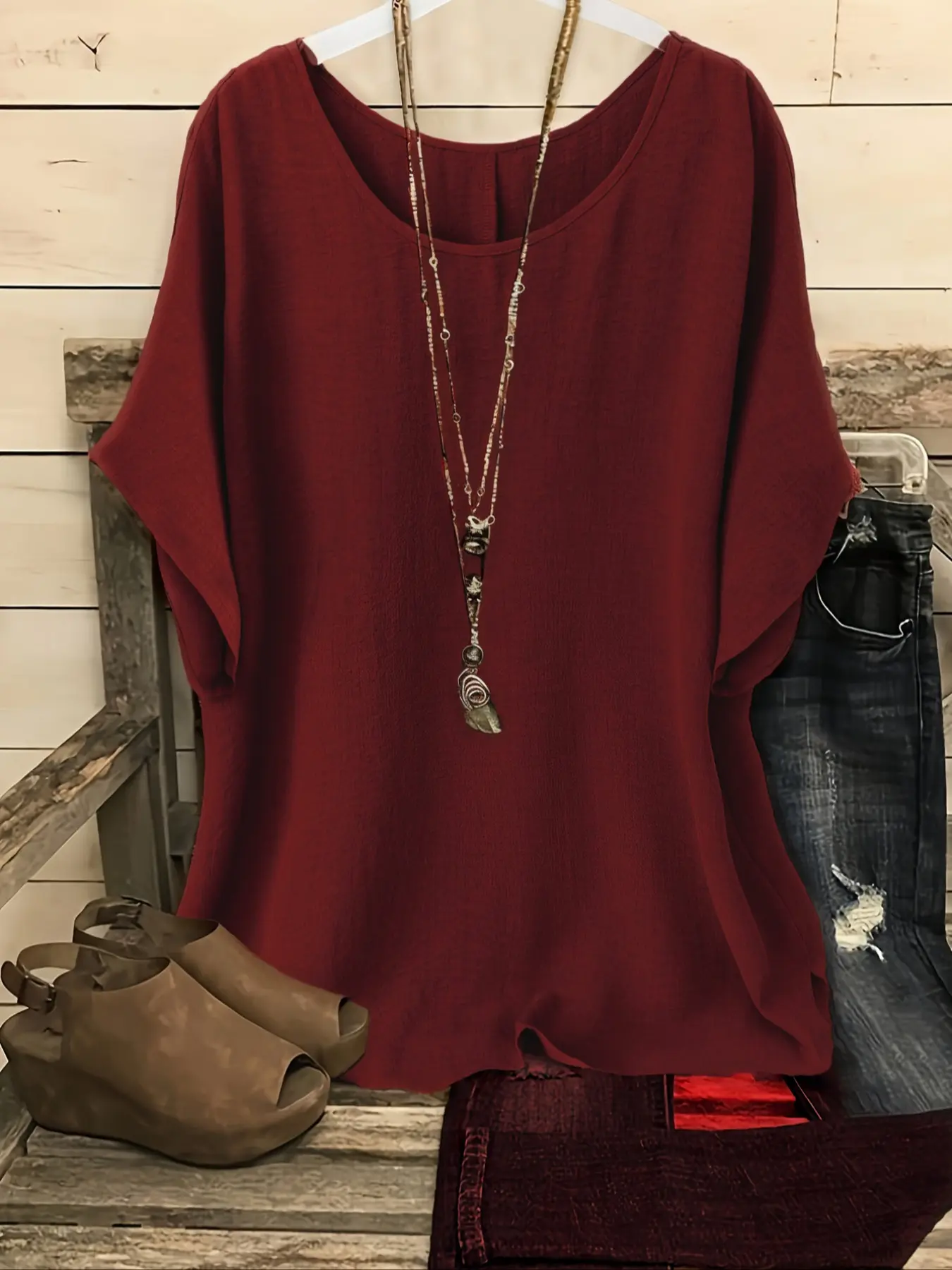 Women's Vacation Solid Color Round Neck Batwing Sleeve Casual Style Shirt, Womenswear, Ladies Casual T-Shirt, Fitted, Comfortable and Stylish, Minimalist, Perfect for Daily Wear, Casual Fashionable Top, Casual Chic Minimalist, Casual Comfy Clothes