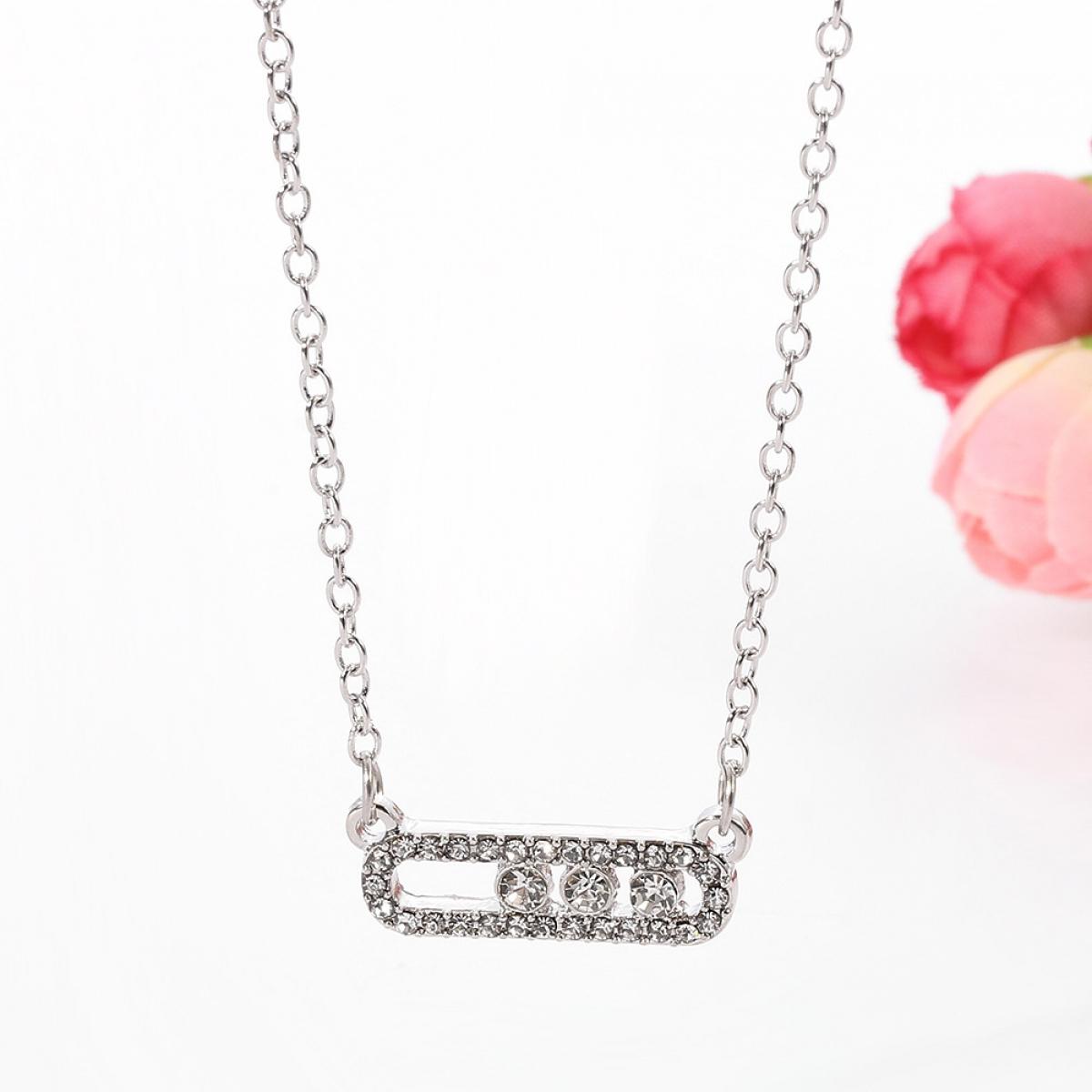 Elegant Hollow Paperclip Bar Necklace, Delicate Polished Chain with Micro-Paved Sparkling Accents, Chic Statement Jewelry for Daily, Party, Wedding, Prom, Stylish Gift for Her, Modern Minimalist Jewelry, Must-Have Accessory