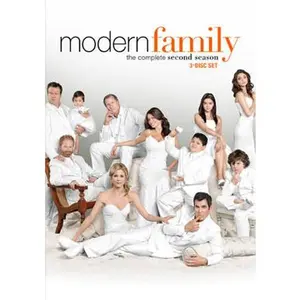 USED-Modern Family: The Complete Second Season (DVD)