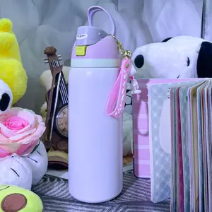 Ow-Milk candy white 32oz/945ml and features both insulation . It has a double cup design and is suitable for outdoor,wilderness,office,gym and other places.