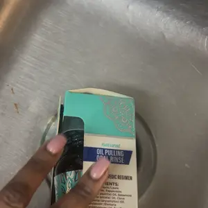 Product Review of GuruNanda Cocomint Pulling Oil with 7 Essential Oils & Vitamins D, E & K2 - 8 oz from 🌸**🌸