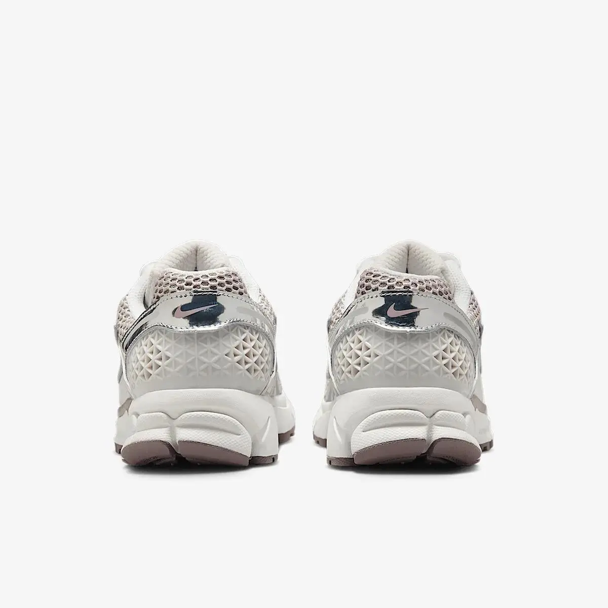 Nike Zoom Vomero 5 Metallic Silver Platinum Violet (Women's