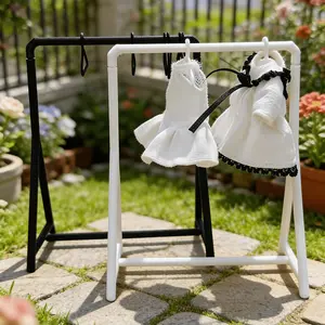 Miniature Clothesline Model, 1:12 Scale, Realistic Dollhouse Accessory, Perfect for Photography, Collectible Toy, Holiday Gift