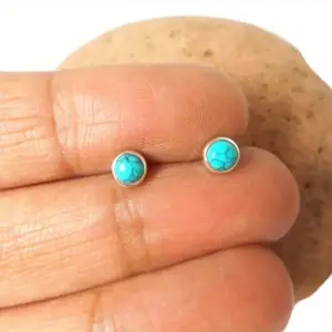 1 Pair Elegant Tibetan Turquoise Round Gemstone Stud Earrings Vintage Style Aluminum Alloy Unique Plating Perfect for Casual Attire
