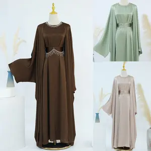 Elegant Two-Piece Abaya with Crystal Chain