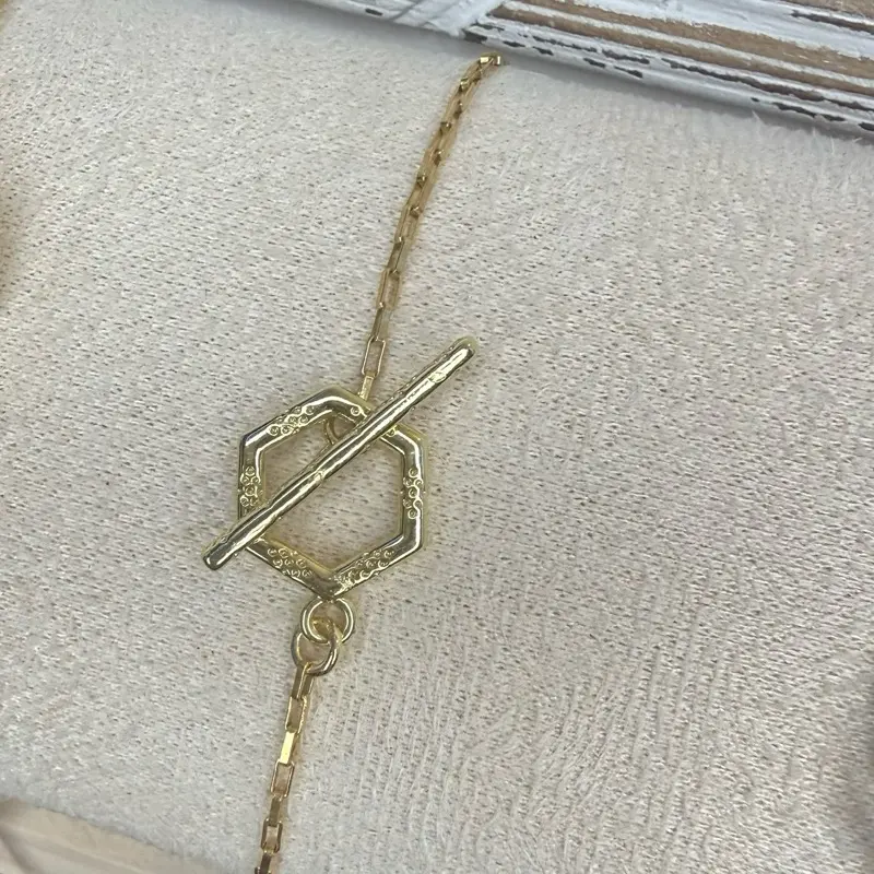 Tina Everday gold filled toggle clasp open box bracelet. 7 inches