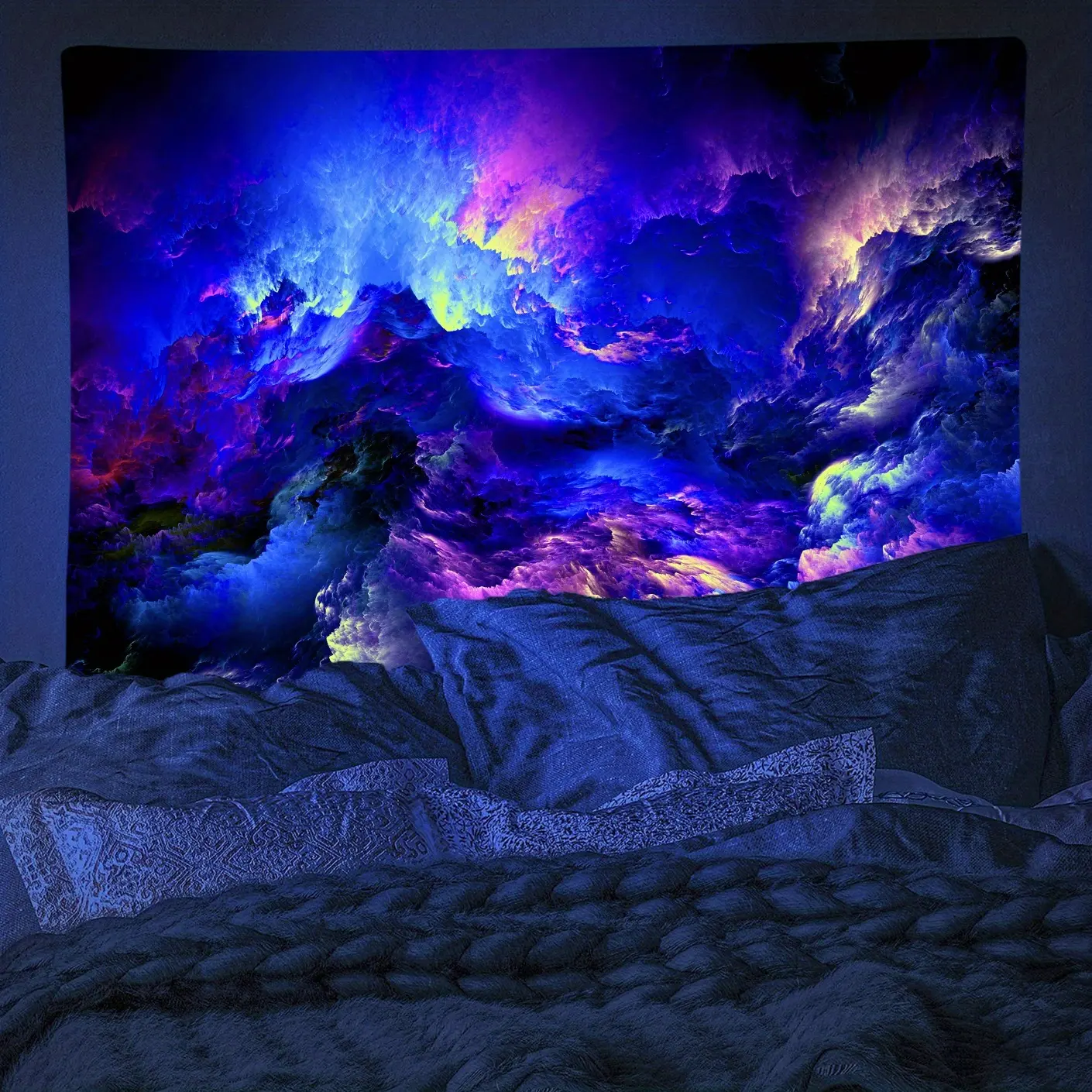 1pc Colourful Modern Galaxy Fluorescent Tapestry, Outer Space Polyster UV BlackLight Tapestry, Wall Hanging for Living Room Bedroom Office Home Decor/Room Decor/Party Deco, with Free Installation Package