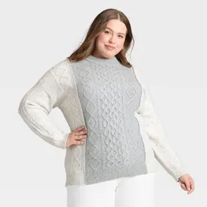 Women's Long Sleeve Cozy Cable Knit Crewneck Pullover Sweater - Universal Thread