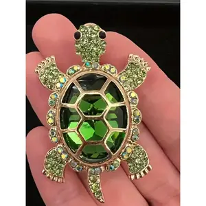 Unisex Cute Rhinestone Turtle Design Brooch, Exquisite Trendy Clothes Brooch, Fashionable Accessories for Daily & Party Decoration