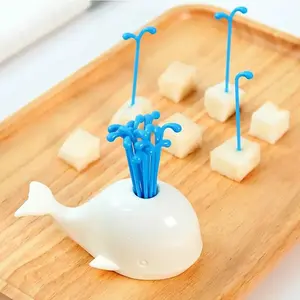 Creative Whale Statue Decoration Cake Dessert Salad Sticks Food Picks Fruit Fork Cocktail Toothpick Skewer Home Party Acceoosries