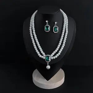 Vintage Court Style Emerald Necklace and Earring Set for Women Elegant Temperament Hong Kong Style Choker Collarbone Chain