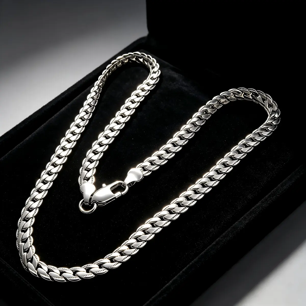 Men’s Silver Tone Cuban Link Necklace, Silver Plated Zinc Alloy Comfort Fit Curb Chain Fashion Jewelry neck alace choker
