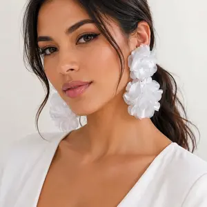 Heavendrops White Fabric Earrings