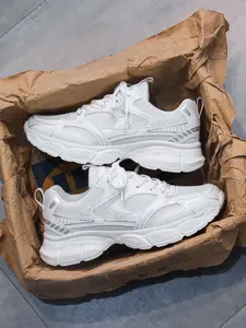 Men's Casual Sport Shoes, Breathable Mesh Sneakers, Athletic Lightweight Sneakers, Low Top Lace-Up Outdoor Shoes, All-Season Comfort, Silver Color Dad Shoes