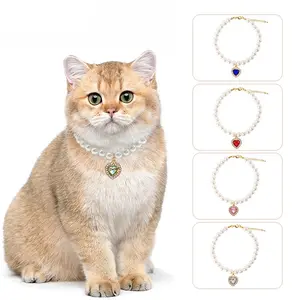 Small Dog Cat Pearl Collars and Pearl Necklace Set Cute Pet PU Leather Collars Necklace with Crystal Rhinestone for Dogs Cats Puppy Kitten Party Wedding Birthday