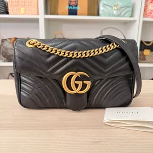 Pre-owned GUCCI Leather Shoulder Bags Calfskin Matelasse Small GG Marmont Shoulder Bag Black
