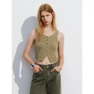 URBAN REVIVO 2026 Spring Collection Women's Sleeveless Button Front Knit Vest Skinny UWL940096 Knitted Waistcoat WomensWear