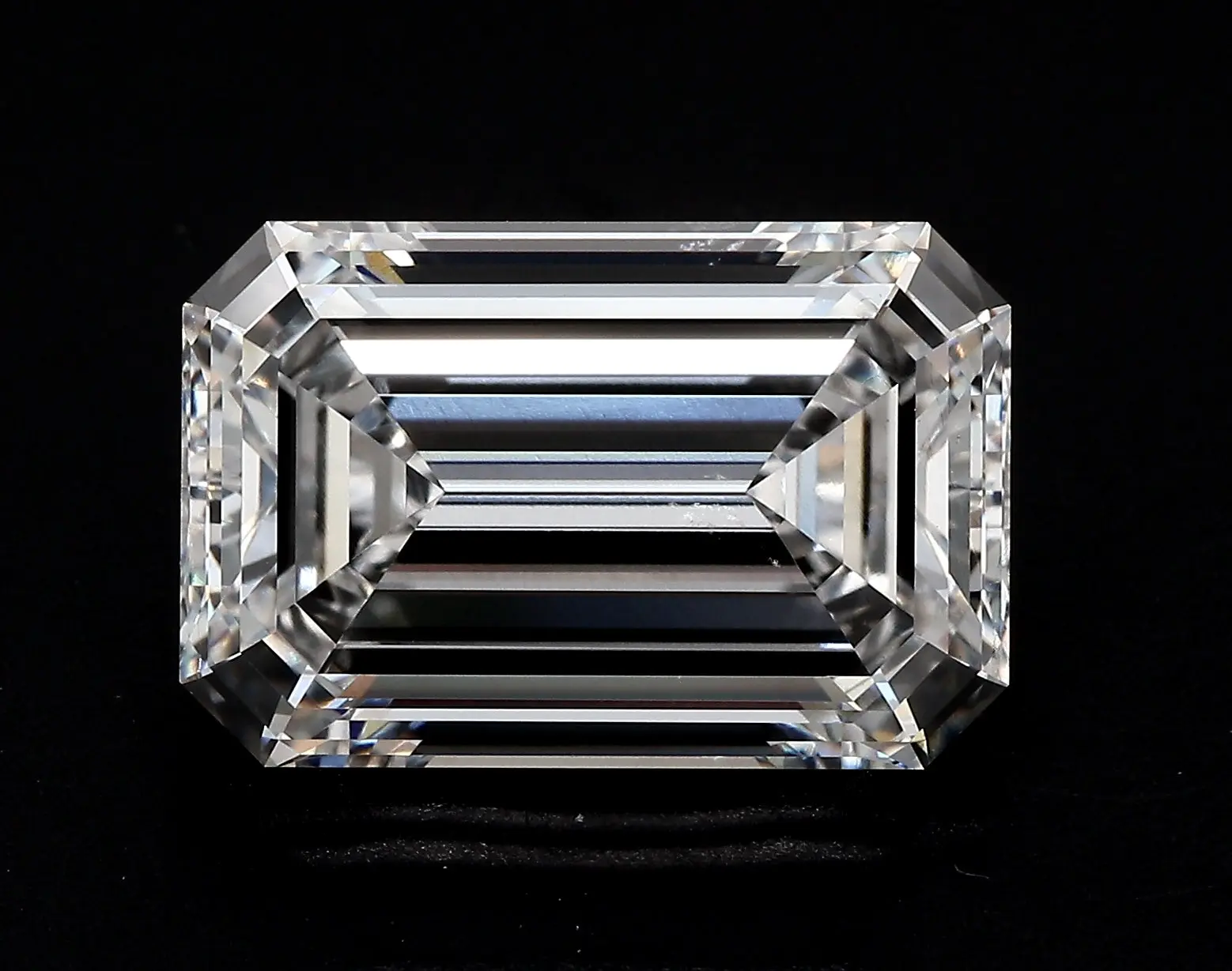 2.55 Carat Emerald Lab Diamond