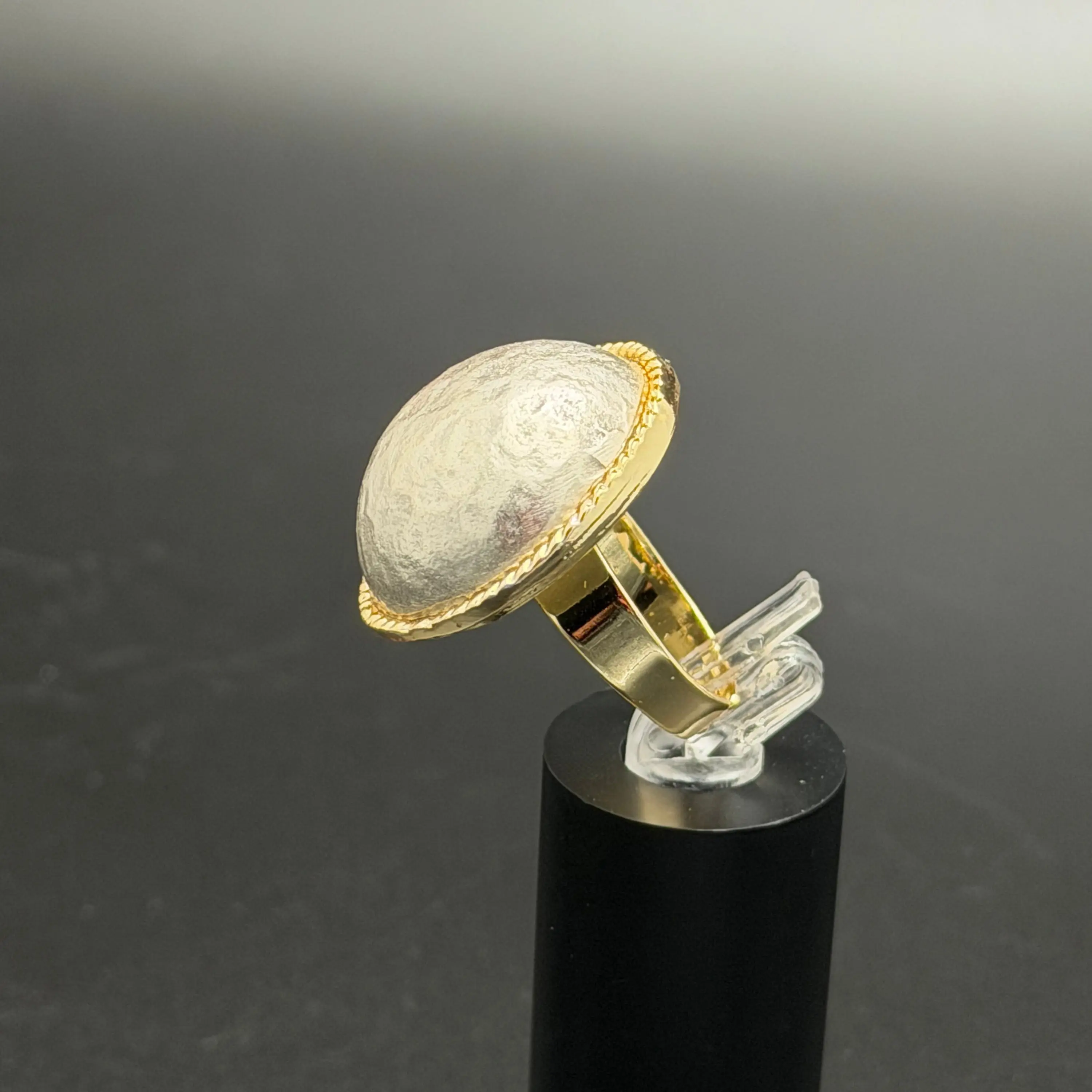 Velora Ring