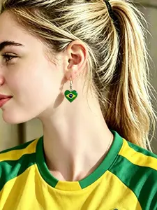 1 pair of new Brazilian fan-themed heart-shaped earrings, personalized accessories ideal for women to wear at football matches and parties