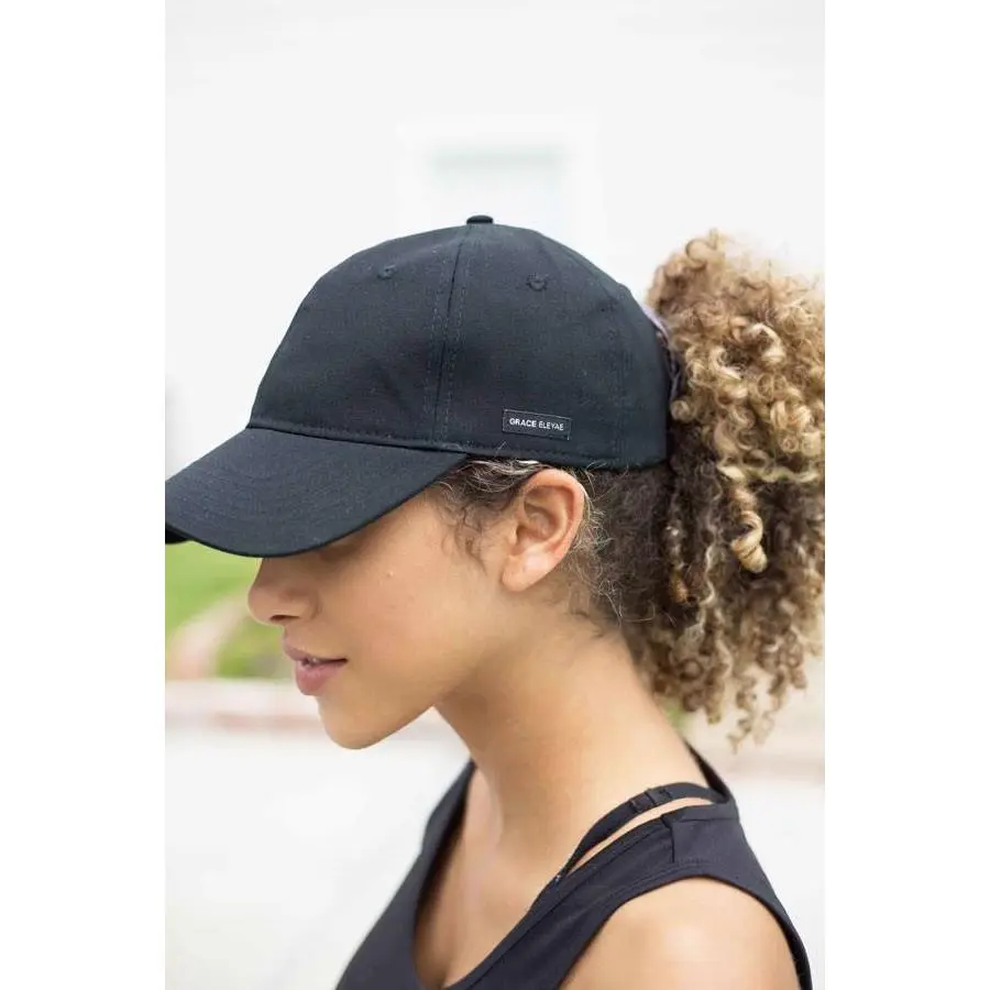 Black Satin-Lined Baseball Hat, Casual Fashion Accessory, Protective Piece for Daily Wear Black Satin-Lined Baseball Hat, Casual Fashion Accessory, Protective Piece for Daily Wear