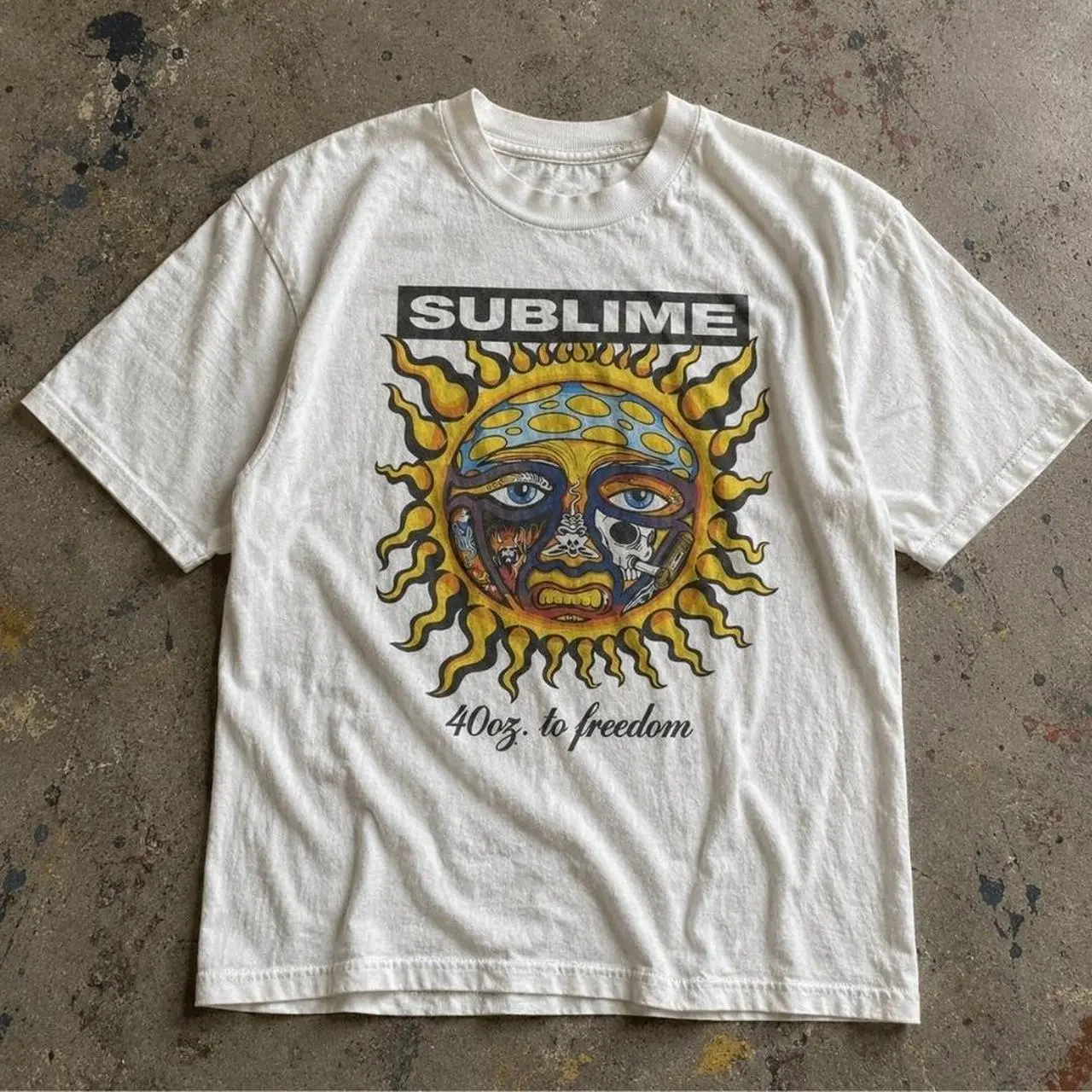 Sublime 40oz To Freedom T-shirt Vintage Ska Punk Rock Band Graphic Tee, Retro 90s Sun Graphic Shirt, Y2K Oversized Casual Streetwear Top