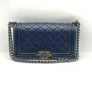 Pre-owned CHANEL hz8 Le Boy Special Edition: Dark blue perforated diamond quilted leather and aged ruthenium hardware. 62513