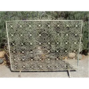 Minuteman 3576970 Vintage Iron Fireplace Screen
