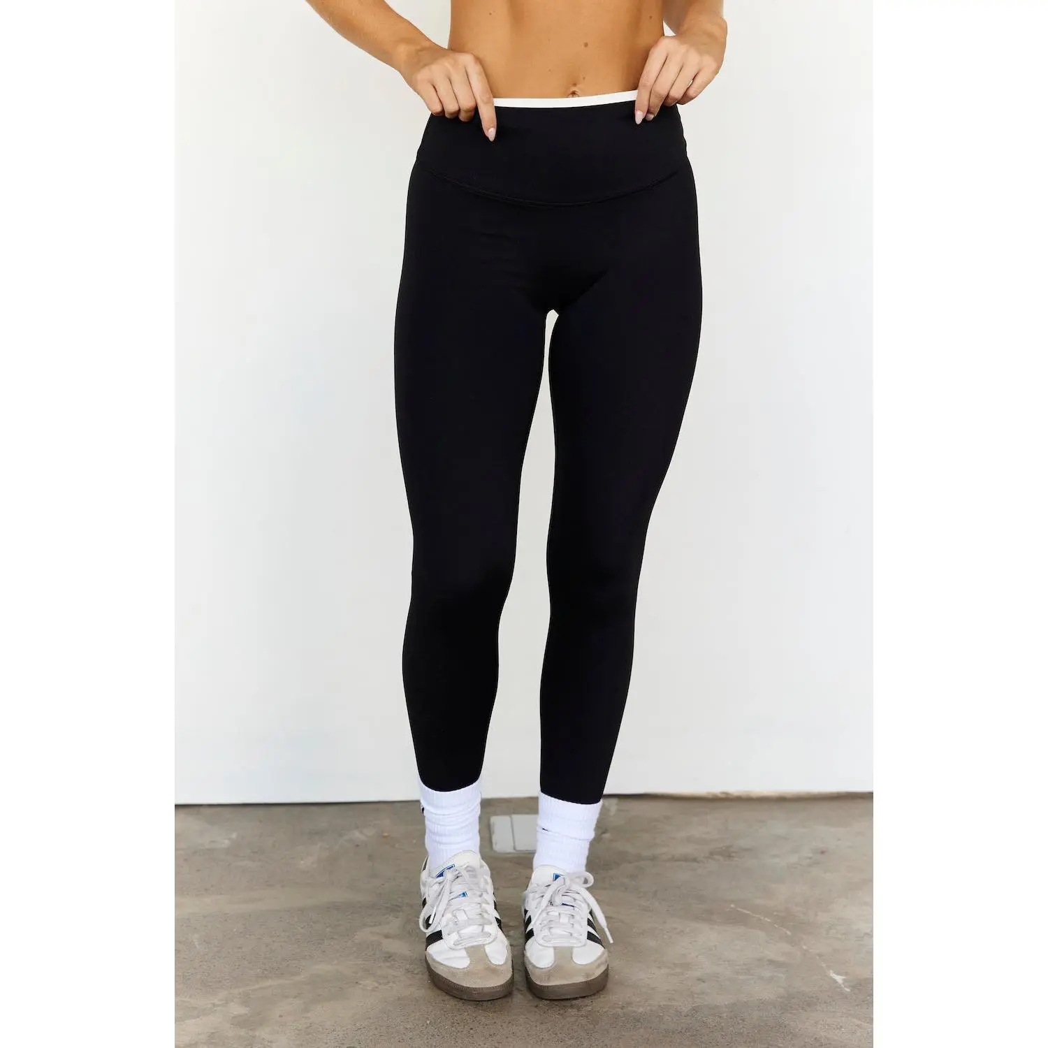 Astoria LUXE BALANCE Full Length Legging - Black/Cream