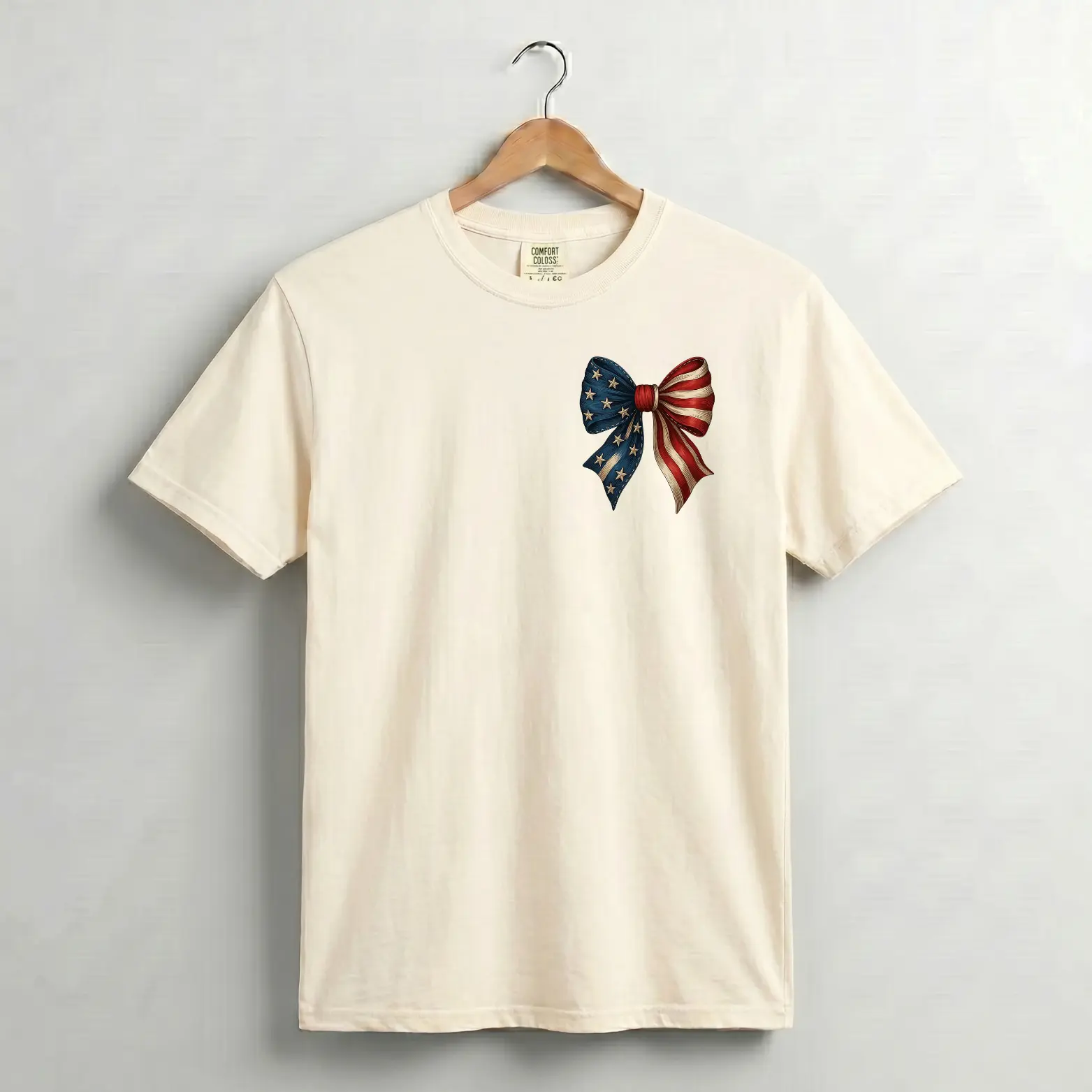 Women's Unisex Comfortable Short-Sleeve T-Shirt - Patriotic Bow Graphic Tee, Coquette America Ribbon Top, Retro 4th of July Minimalist Summer Shirt