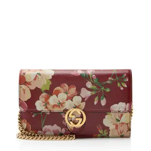 Pre-owned GUCCI Canvas Clutches & Wristlets Leather Blooms Interlocking G Wallet on Chain