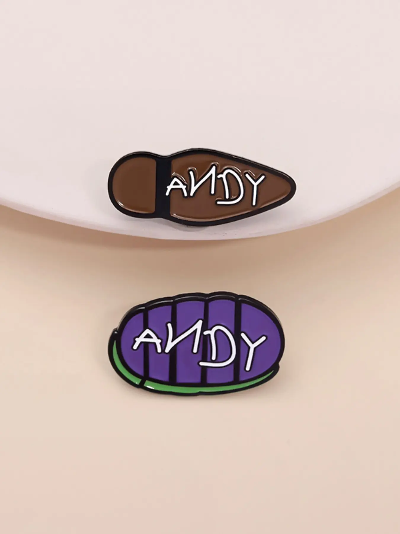 Toy Story Andy & Woody Enamel Pinback Pins Set, Enamel Lapel Pins, Cartoon Character Collectible Pins, Cartoon Movie Themed Accessories, Unisex Fashion Jewelry, Unique Design, Ideal Gift for Collectors