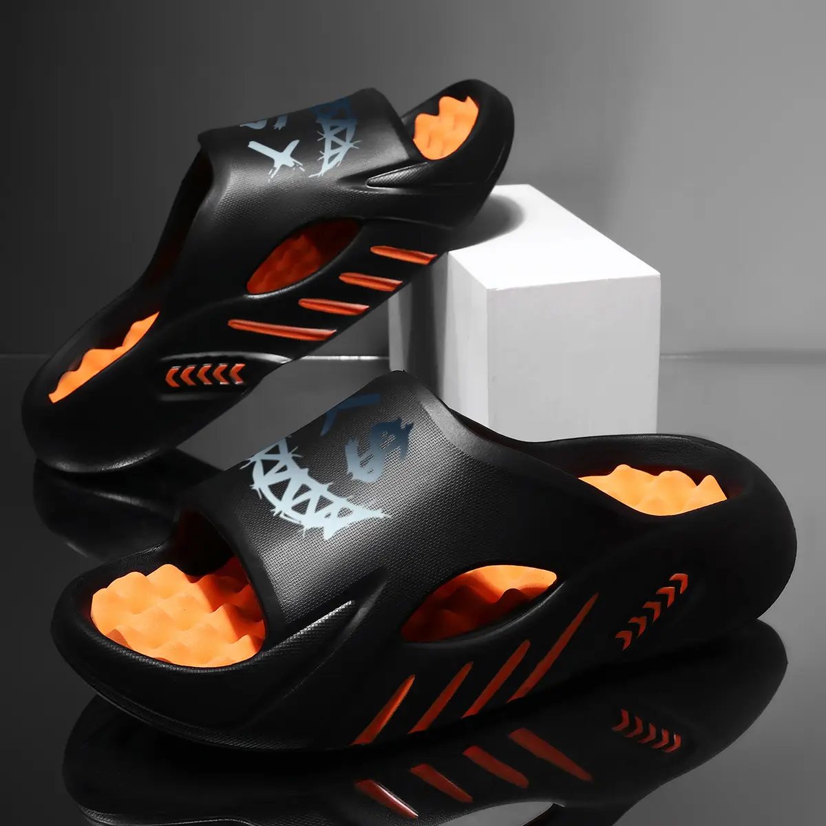 Men's Slippers Smooth Finish No Rubbing Ultra Comfortable Indoor Slides Boy Flipflop Walking Shoes Breathable Dance Fasciitis Footwear Black comfortab