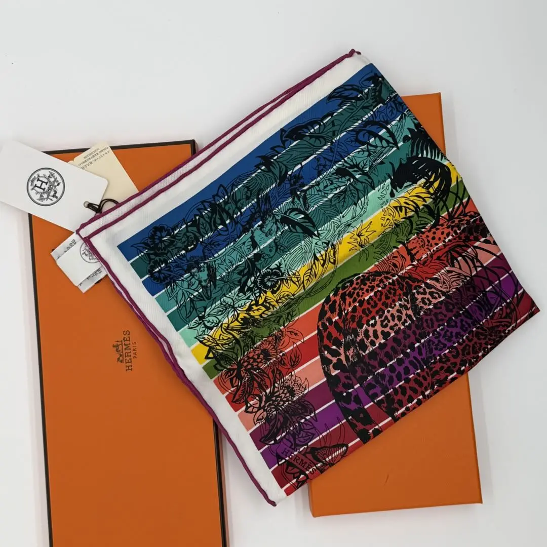 Pre-owned Hermès Silk Pocket Scarf