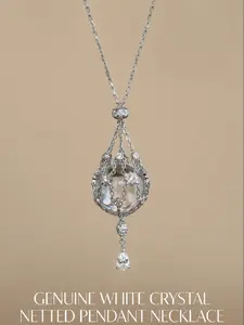 Elegant Rhinestone Netted Pendant Necklace, Adjustable Chain Design, Perfect Gift for Women & Girls, Versatile Jewelry Accessory