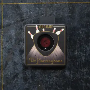 Dr. Herringbone Kingpin Vulcanite Rounder Pick - Medium