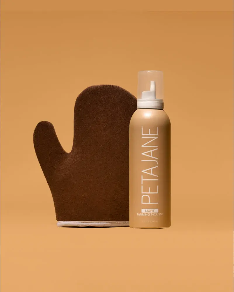 The Starter Bundle - Light Shade Peta Jane Beauty Self-Tanning mousse & Self-Tanning Mitt for All Skin Types The Starter Bundle - Light Shade Peta Jane Beauty Self-Tanning mousse & Self-Tanning Mitt for All Skin Types