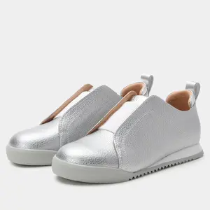 Reah Silver Shoe