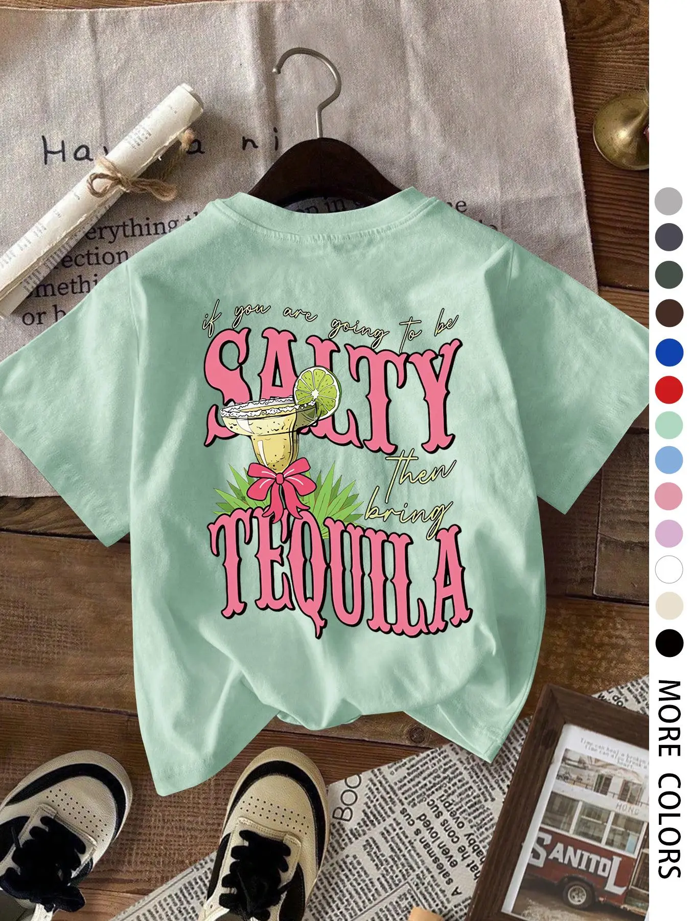 Women's "SALTY TEQUILA" Cocktail Letter Print Round Neck Tee, Casual Short Sleeve T-shirt for Everyday Wear, Ladies Sleepwear for All Seasons, Top