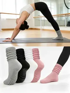 4 Pairs Unisex Sport Yoga Crew Socks, Non-Slip Grip Pilates Socks for Women, Ideal for Barre, Hospital, Workout, Slip-On Shoes, Athletic Socks, Anti Slip Socks
