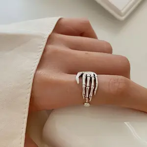 Women's Silvery Open Adjustable Skull Hand Ring - Fashionable, Cool, Elegant Metallic Detailing Costume Jewelry Ornament, Metallic Detailing Rings